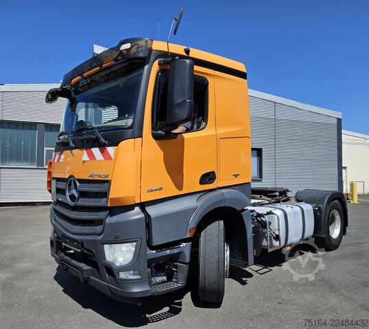 Tracteur routier standard Mercedes-Benz Actros 1846 LS 4x2