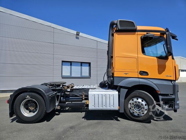 Tracteur routier standard Mercedes-Benz Actros 1846 LS 4x2
