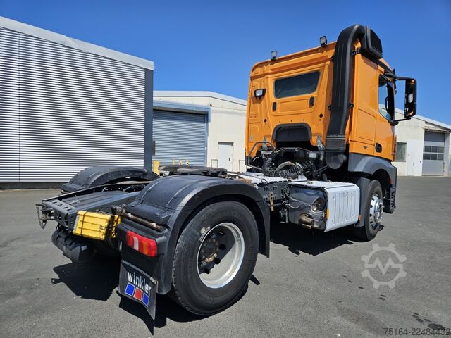 Tracteur routier standard Mercedes-Benz Actros 1846 LS 4x2