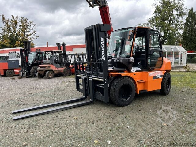 Diesel vorkheftruck Doosan D90S-9