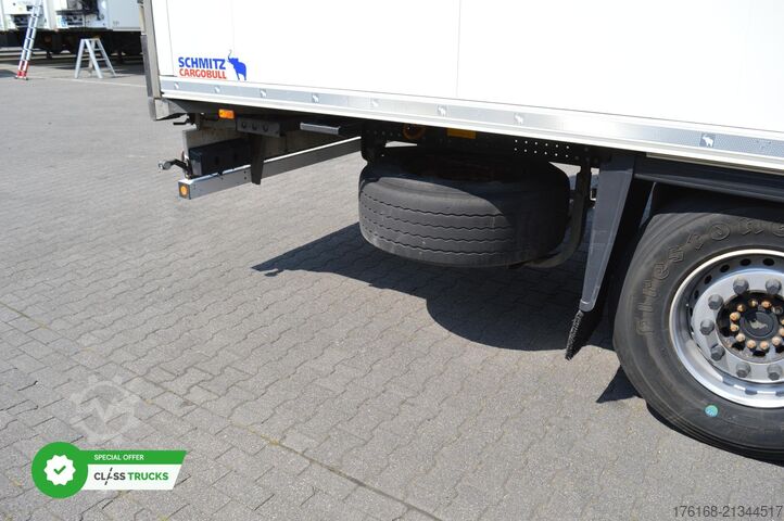 Rashladna poluprikolica SCHMITZ CARGOBULL SKO FP 60 ThermoKing SLXi 300