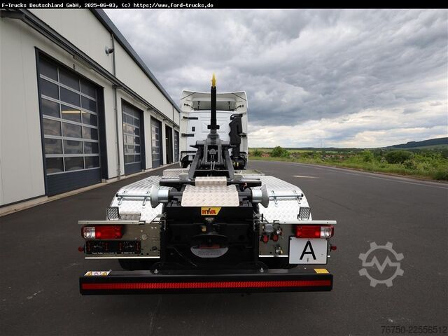 Abrollkipper Ford F-Line 6x2 Lift-Lenk HYVA