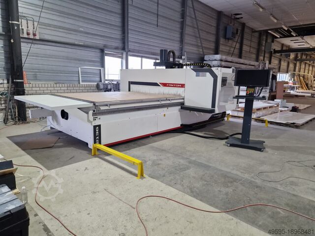 Bewerkingscentrum KRC Phantom 2136