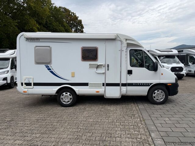 Half-integraal camper DETHLEFFS Globebus
