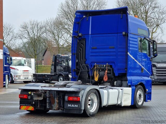 Svazek SZM MAN TGX 18.420 Low deck - Lifting 5th wheel - Retar...