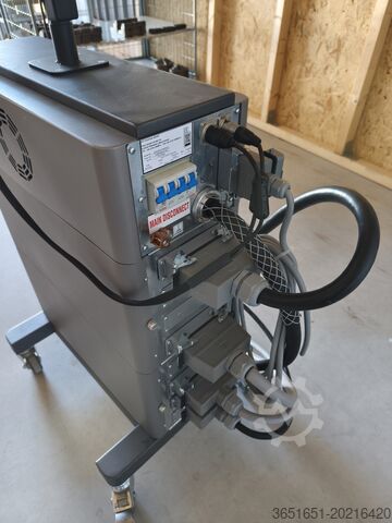 Regulator zgodnih trkača Gammaflux 