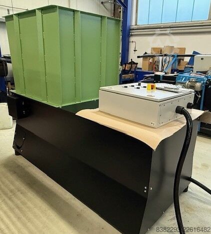 Holzzerkleinerer / Shredder RÖSSLER MHR830 ecoline