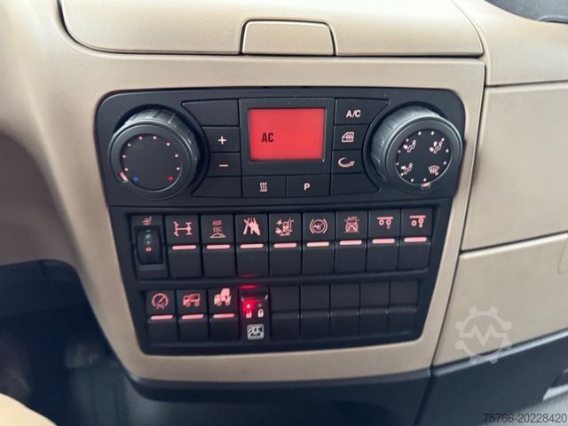 Camião de bebidas MAN TGS 26.460 / LBW / LENKACHSE