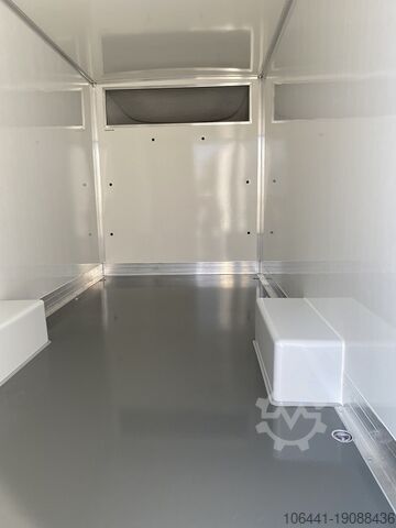 Transporter sa koferom VW Crafter Koffer Portaltüren