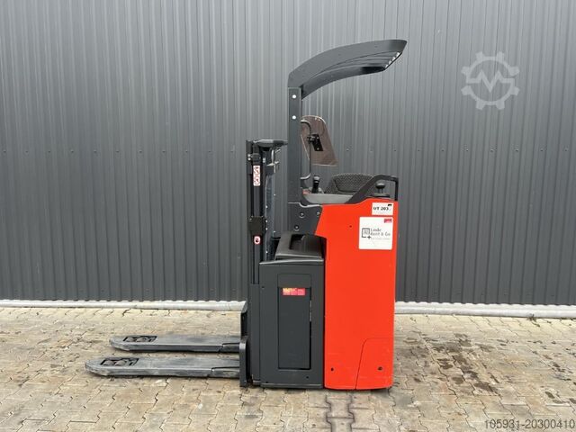 Enine koltuk istifleyici Linde D12R