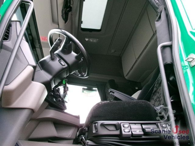 Volumen trækker Scania R 450 A4x2EB 2 Tanks Standklima TOP!!!