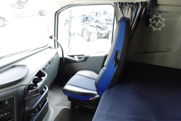 Cap tractor standard VOLVO FH 460 Globetrotter XL i-Save