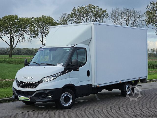 Kufr IVECO DAILY 35S18 3.0ltr ac aut. EUR6