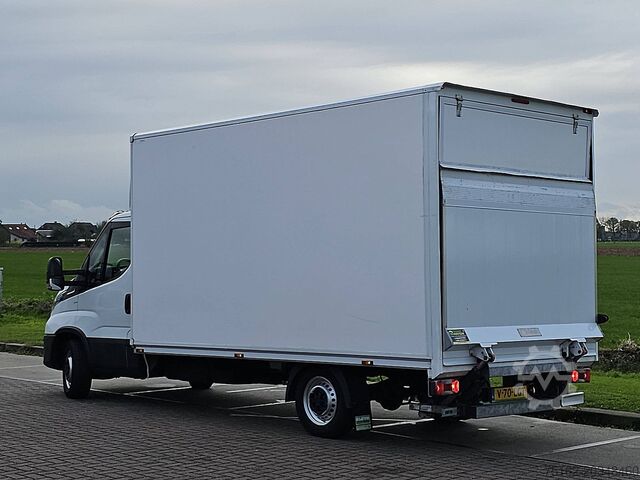 Kufr IVECO DAILY 35S18 3.0ltr ac aut. EUR6