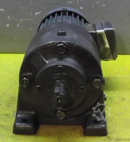 Tandwielmotor 0,25 kW 45 tpm SEW-EURODRIVE R53VD71K-4