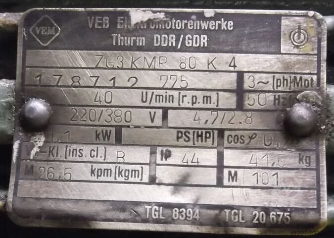 Getriebemotor 1,1 kW 40 U/min VEM ZG3KMR80K4