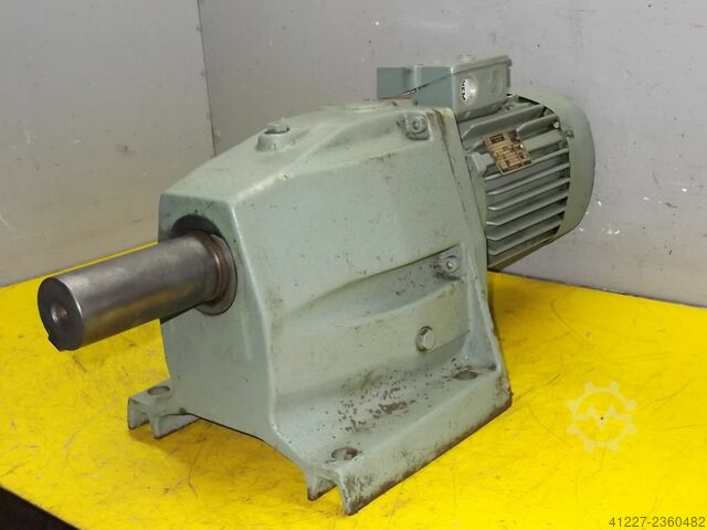 Gear motor 0.8 kW 31.5 rpm VEM ZG3KMR80K4