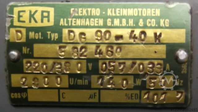 Tandwielmotor 0,14 kW 80 tpm EKA DG90-40K