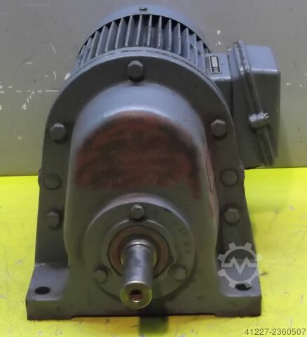 Tandwielmotor 0,075/0,15 kW 325/650 tpm Bauer DKP8842E/200