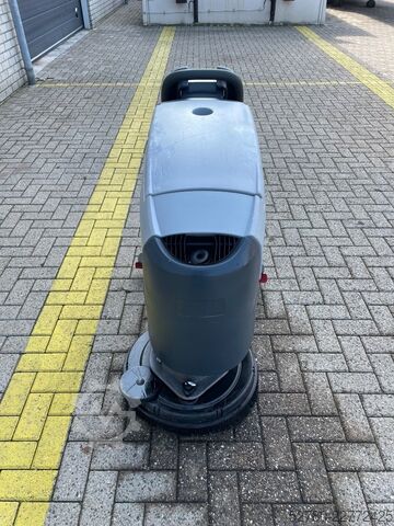 Spazzatrice stradale Nilfisk SC 500