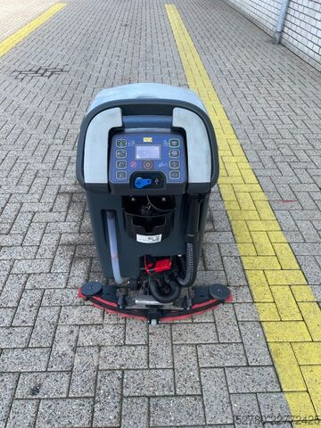 Spazzatrice stradale Nilfisk SC 500