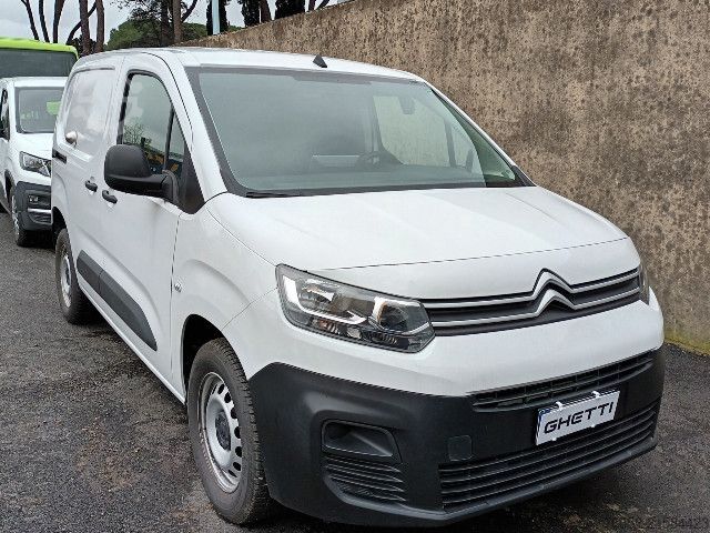 Κλειστό βαν Citroen Mod. Vers.