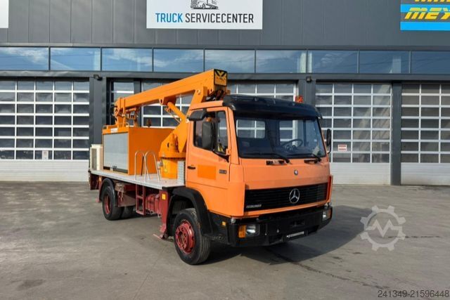 Spezial-LKW MERCEDES-BENZ 1114 Wumag 15 Meter
