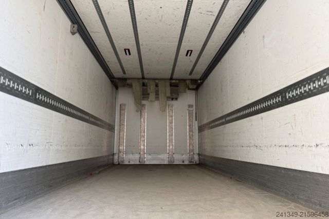 LKW mit Kofferaufbau MERCEDES-BENZ Atego 1224 4x2 Carrier Supra 950 -30°C