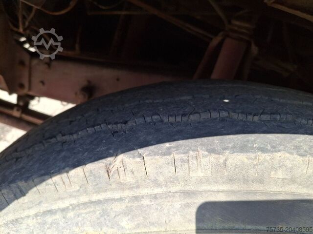 Chassis met cabine MERCEDES-BENZ 1113