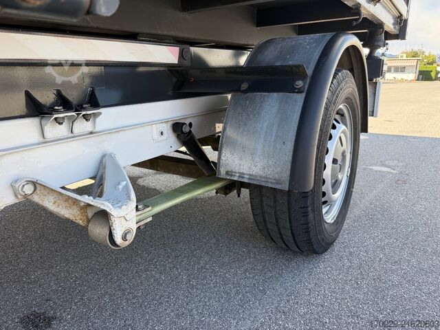 Driezijdige kipper bestelwagen Mercedes-Benz sprinter 314 cdi