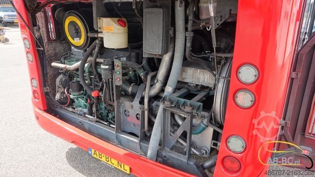 Autobus VOLVO UNVI SIGHTSEEING 65 Sitze EURO 5 (2 Stuck)