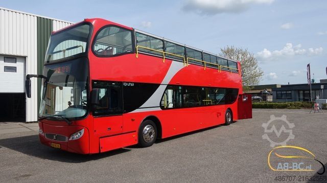Autobus VOLVO UNVI SIGHTSEEING 65 Sitze EURO 5 (2 Stuck)