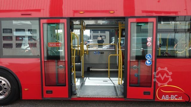 Autobus VOLVO UNVI SIGHTSEEING 65 Sitze EURO 5 (2 Stuck)