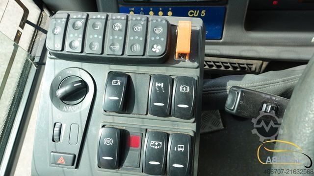 Autobus VOLVO UNVI SIGHTSEEING 65 Sitze EURO 5 (2 Stuck)