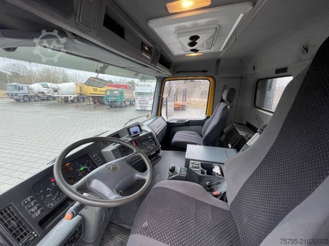 Camião de plataforma MERCEDES-BENZ Actros 3343 MP1 6x4 Pritsche Kran HMF 20.00 20m/
