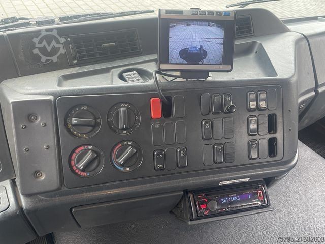 Camião de plataforma MERCEDES-BENZ Actros 3343 MP1 6x4 Pritsche Kran HMF 20.00 20m/