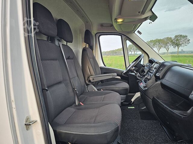 Hochdachkombi Citroën JUMPER 2.2 BHDI 120 L2H2