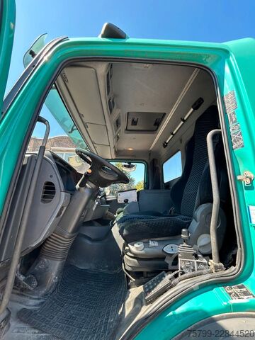 Camion-benne tricar MERCEDES-BENZ 1833 Axor  3Skipper + PK 12002 Kran 4x2