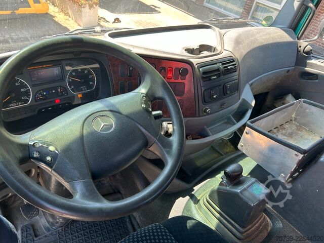 Camion-benne tricar MERCEDES-BENZ 1833 Axor  3Skipper + PK 12002 Kran 4x2