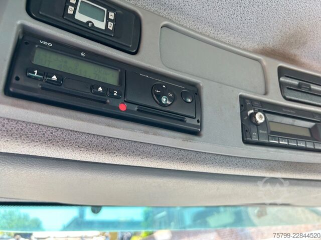 Camion-benne tricar MERCEDES-BENZ 1833 Axor  3Skipper + PK 12002 Kran 4x2