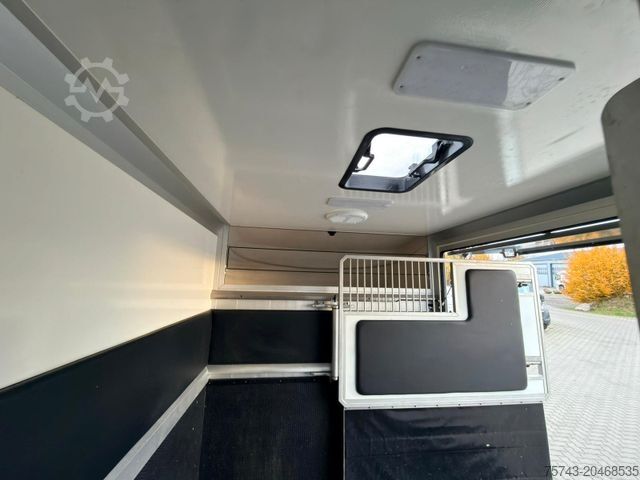 Veetransporter OPEL Movano AKX Haras