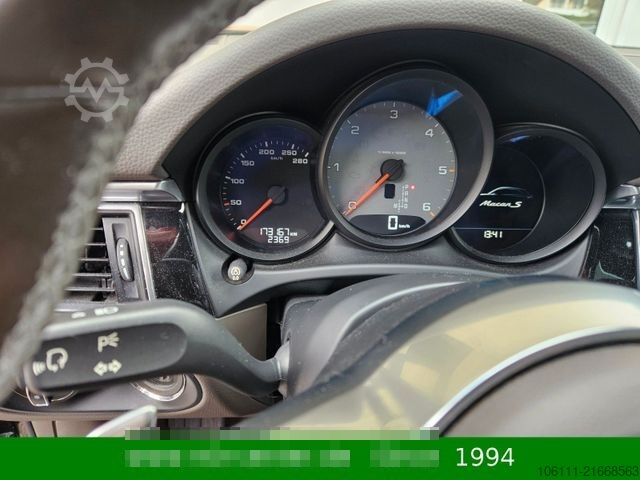 Pick-up PORSCHE Macan S 3,0V6Diesel Alcanatara Kompass Burmester