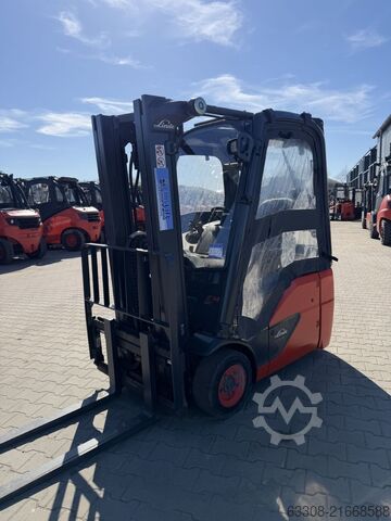 Electric 3-wheel forklift Linde E14-02