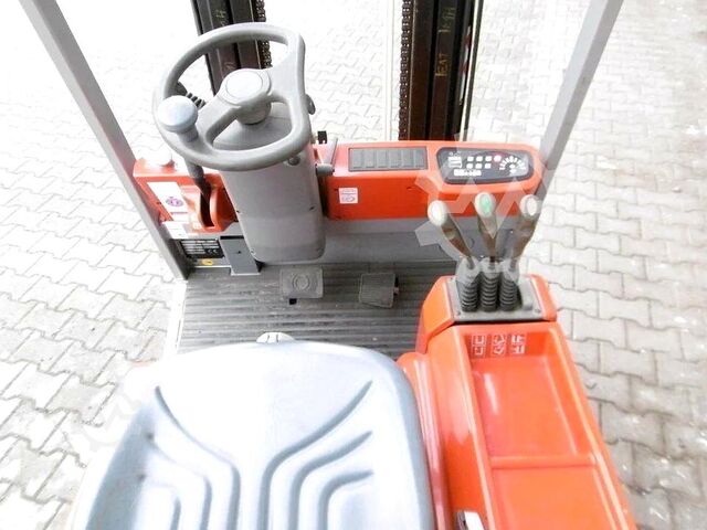  BT C3E200