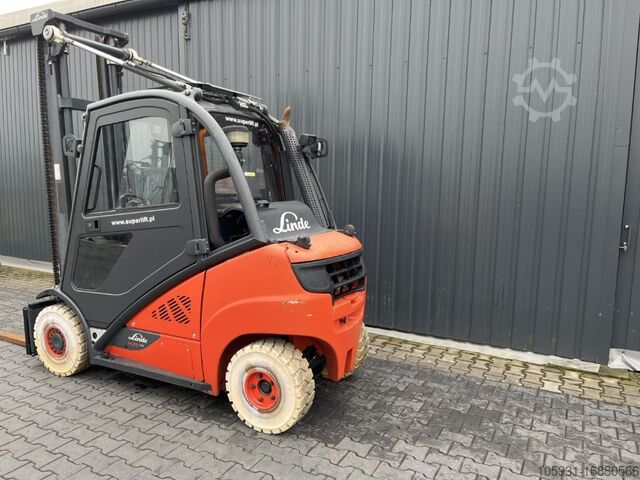 LPG-vorkheftruck Linde H25T-02