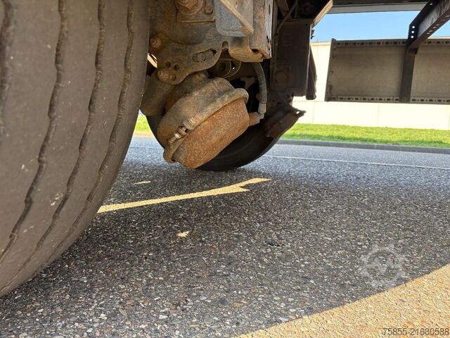 Chladírenská/mrazírenská přeprava Krone N/A Carrier Vector 1350 / Liftaxle / Loading li...