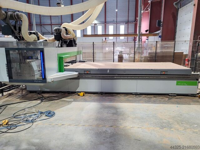 Obráběcí centrum s hnízdícím stolem BIESSE ROVER B FT 2243