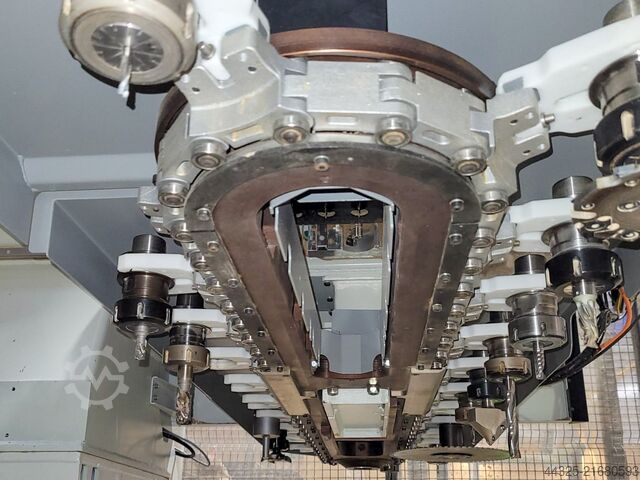 Obráběcí centrum s hnízdícím stolem BIESSE ROVER B FT 2243