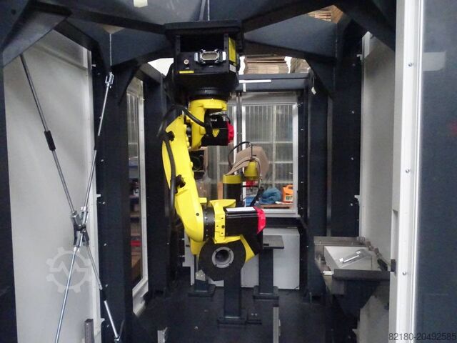 Industrial robot FANUC M-10iD/12/8L