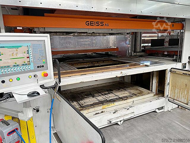 Vakuum termoformemaskine Geiss DU 2500x1400 T9